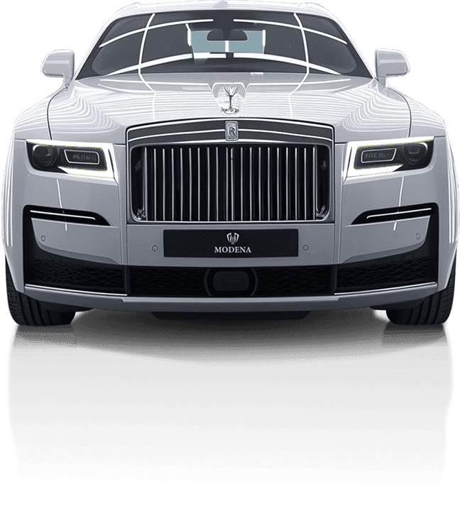 Photo de face d'une rolls royce